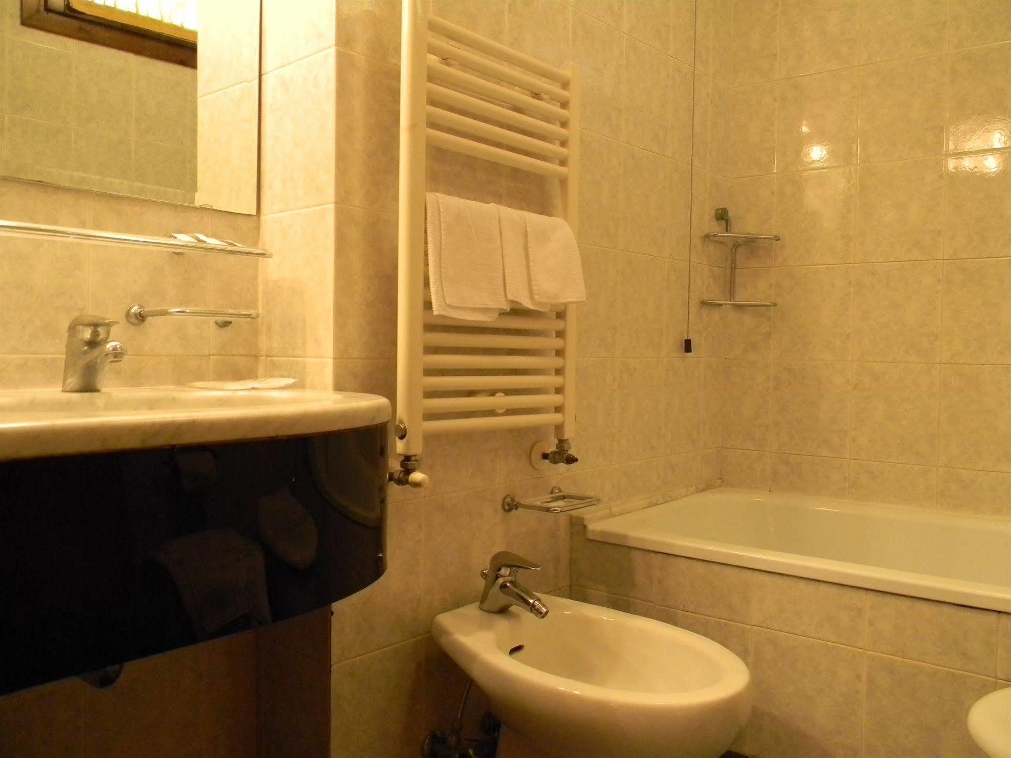 Pantalon Hotel