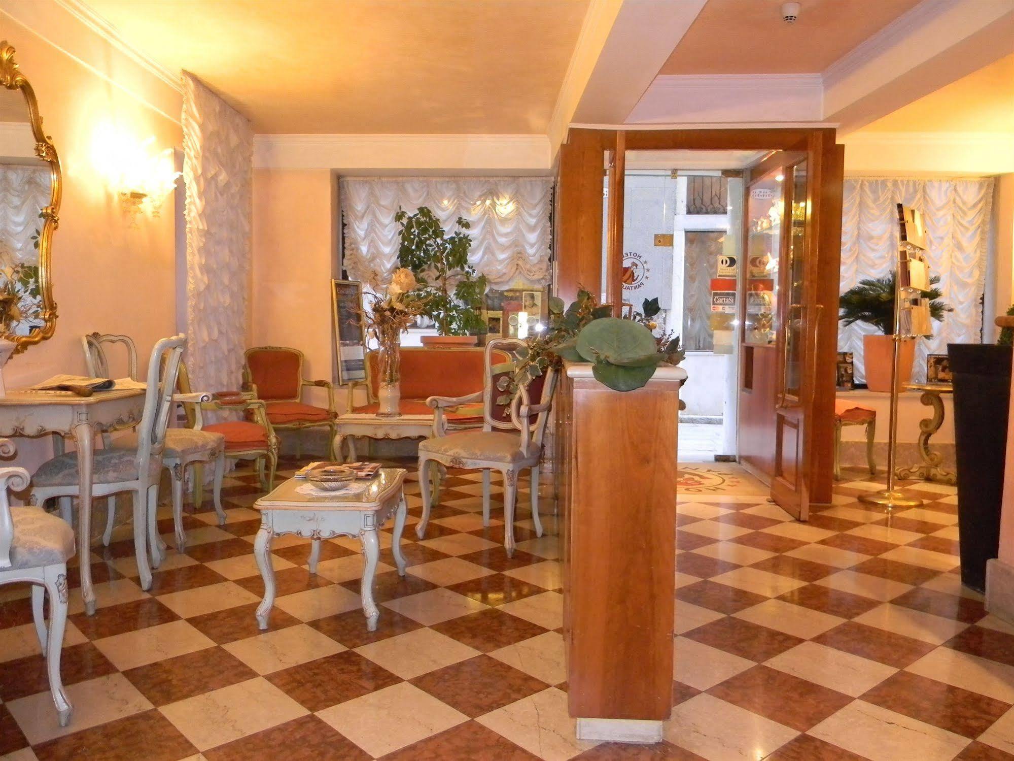 Pantalon Hotel