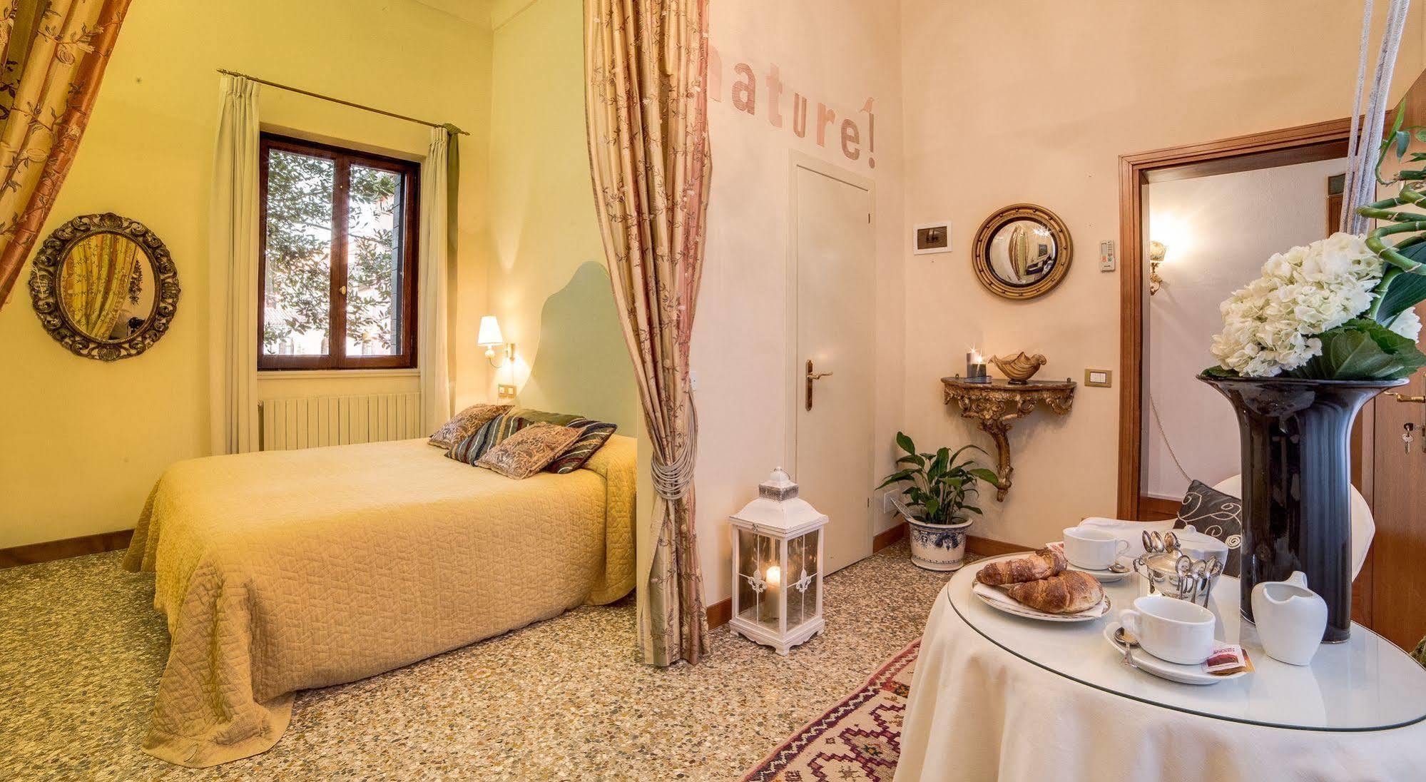 Couette-café Ca' Della Corte Venise