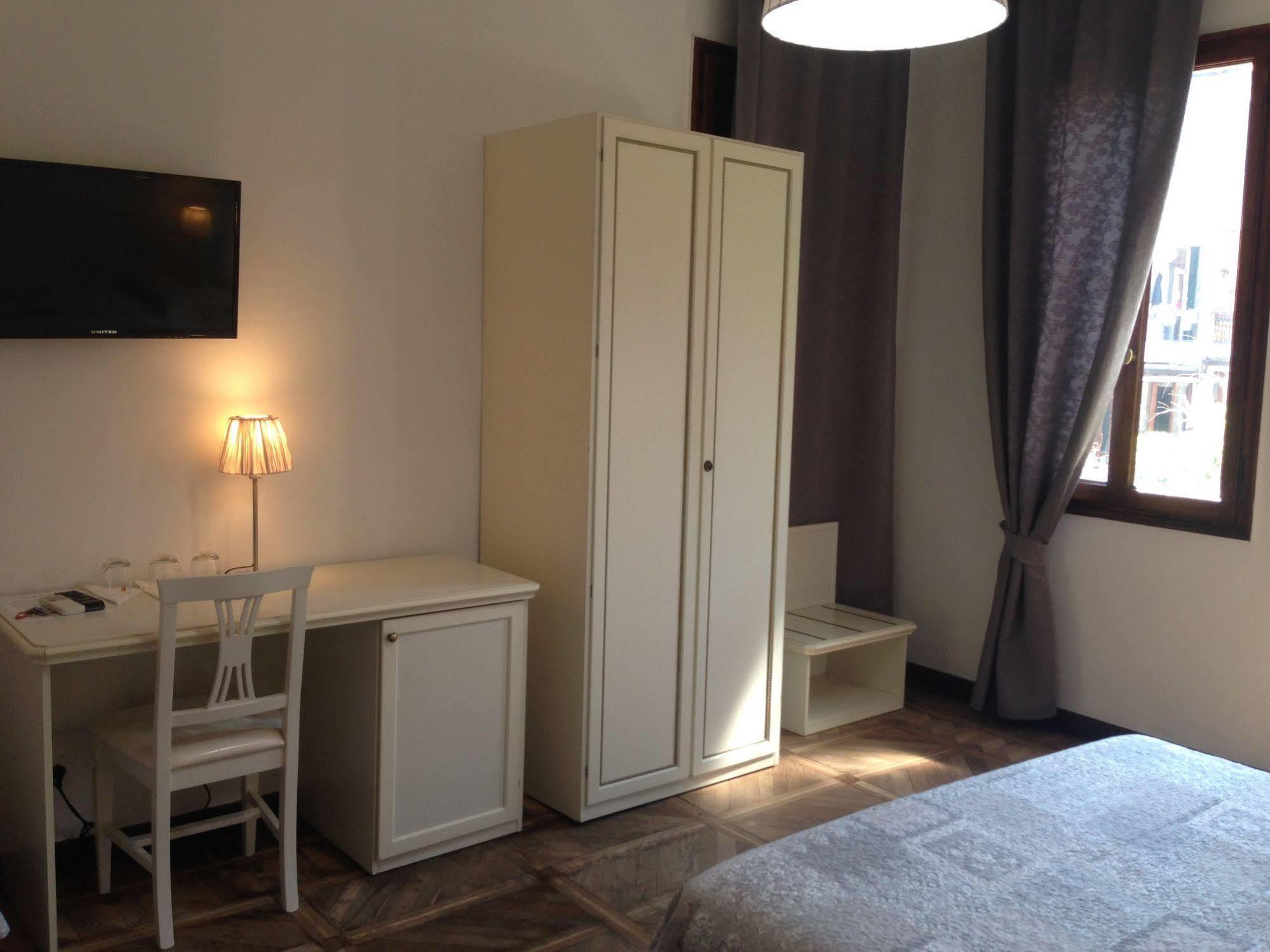 Guest House Loredana Mini-hôtel *
