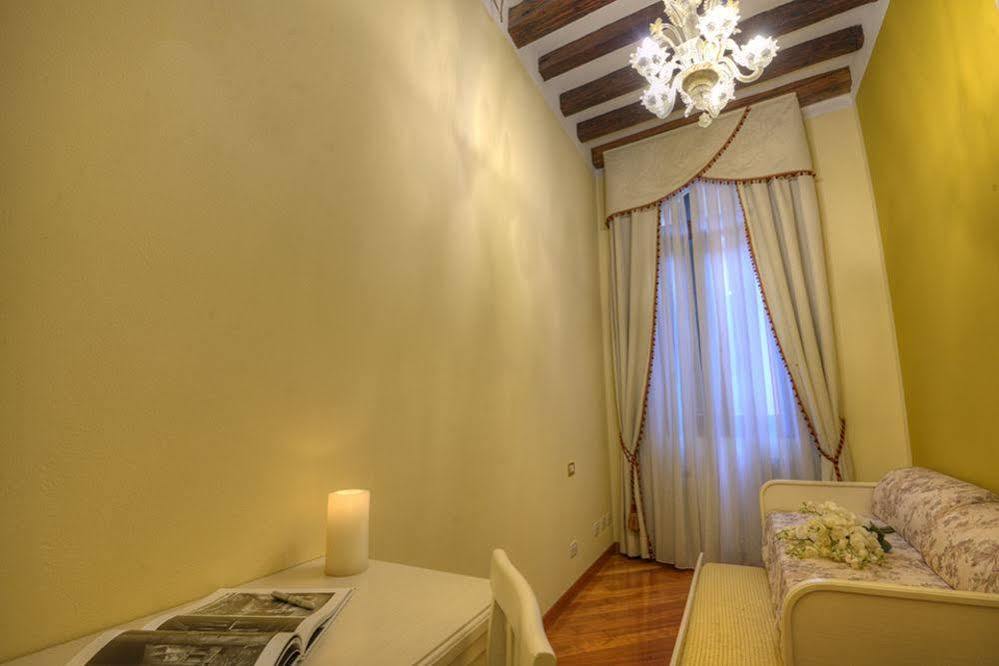Ca Dell Arte Hotel