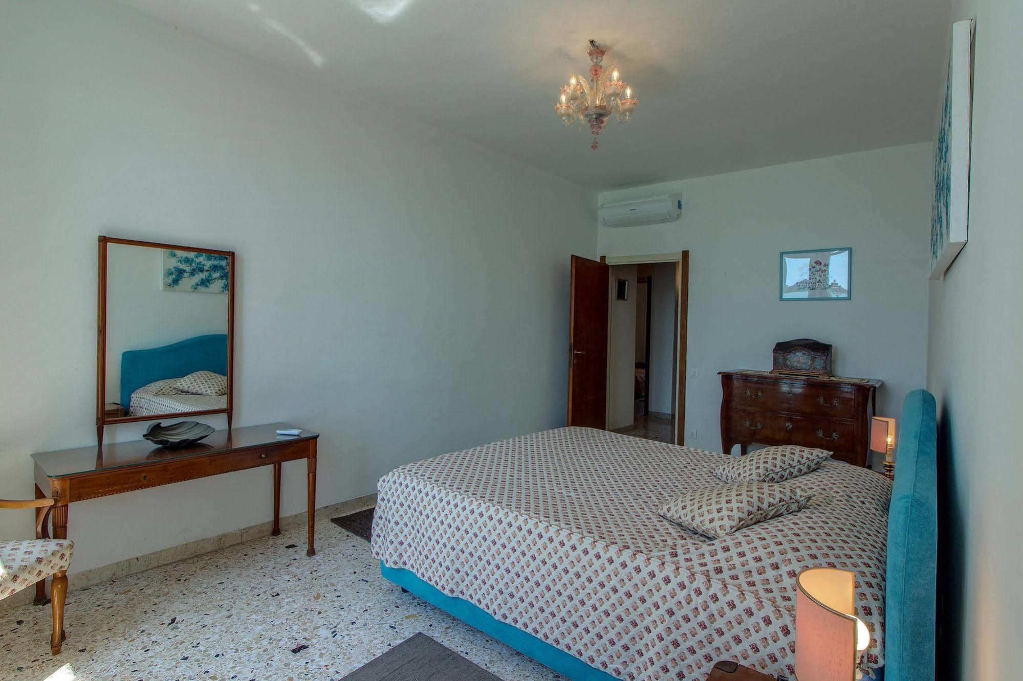 Ve.n.i.ce Cera Palazzo Gardella Apartment *