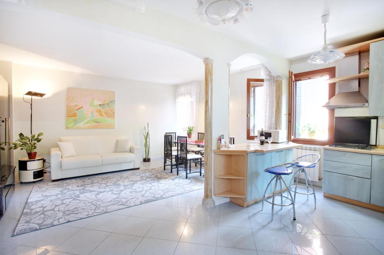 Fenix Aida Appartement *