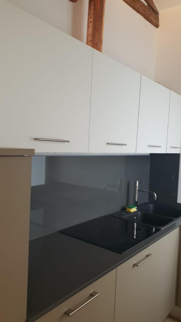 Snc1018 Modern Boutique Appartement