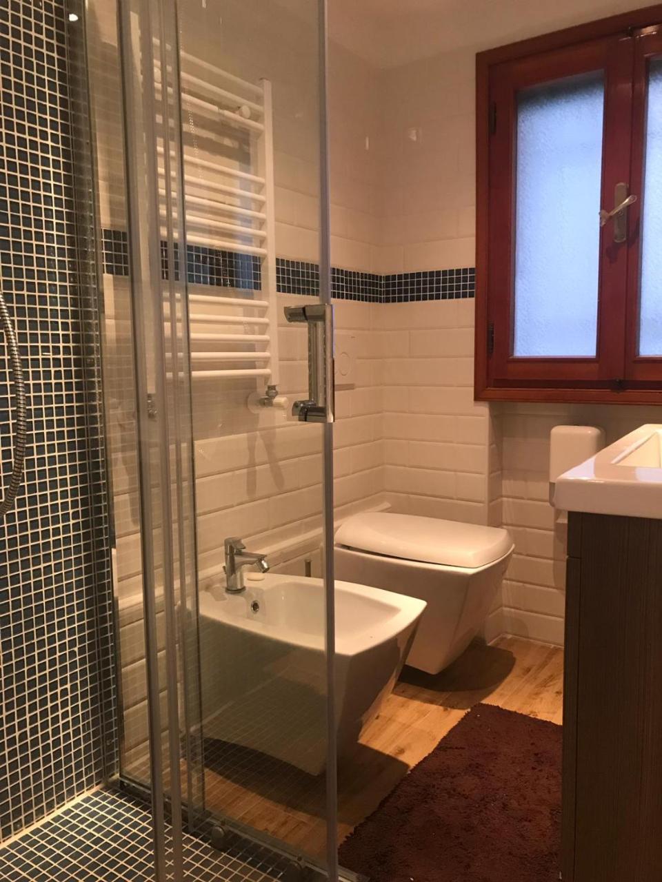 Affittacamere Casa Giardini 2*