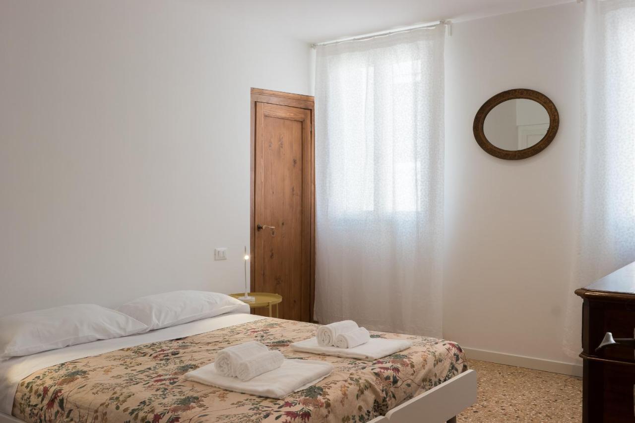 Ca' Dandolo, Affaccio Sul Canale Apartment