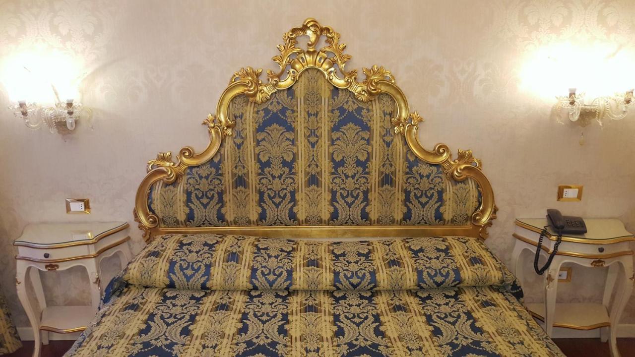 Casa Pisani Canal Venise