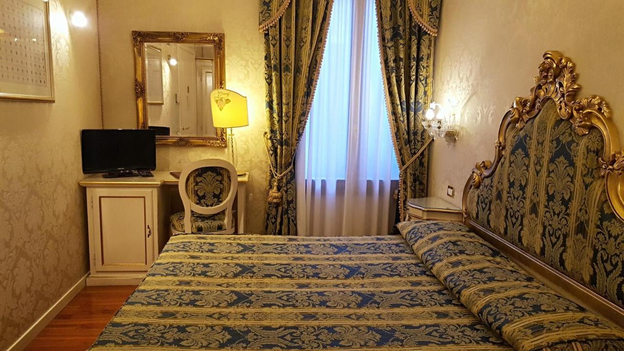 Casa Pisani Canal Venise