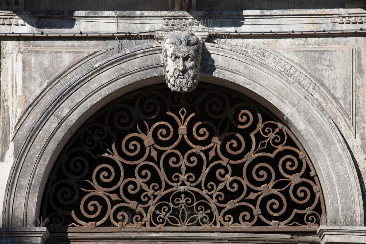 Appartamento Palazzo Foscarini . Venezia