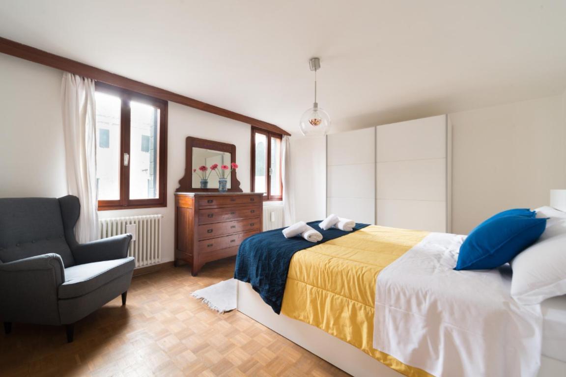 Ca' Colombina Apartment *