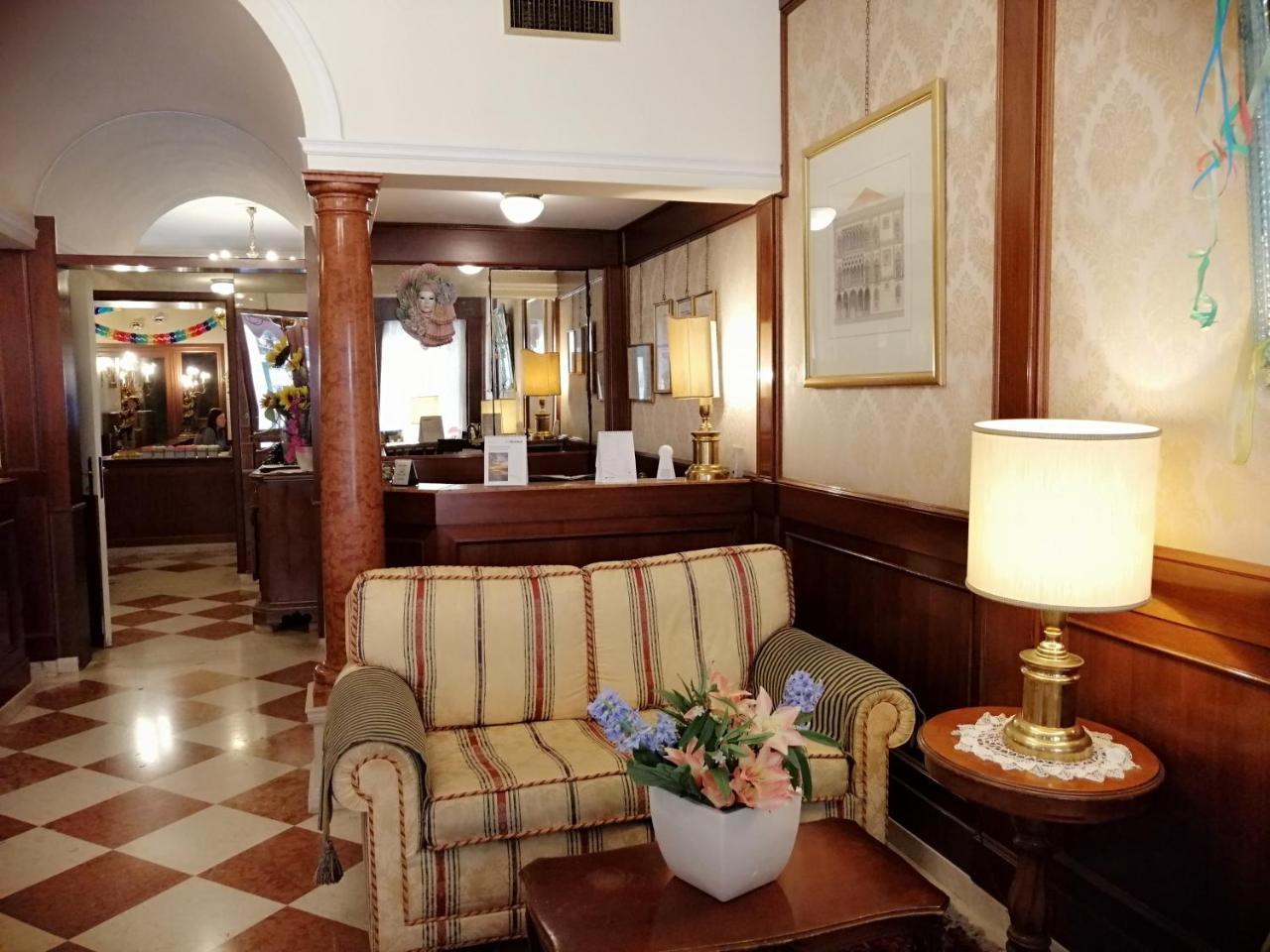 Falier Hotel 2*