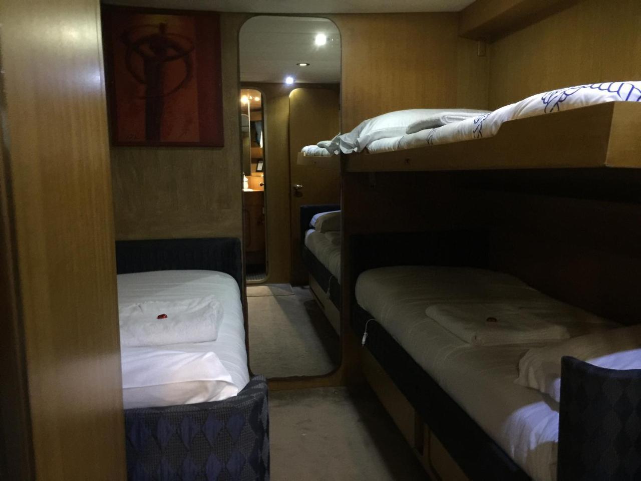 Bateau-hôtel Yacht Diva *