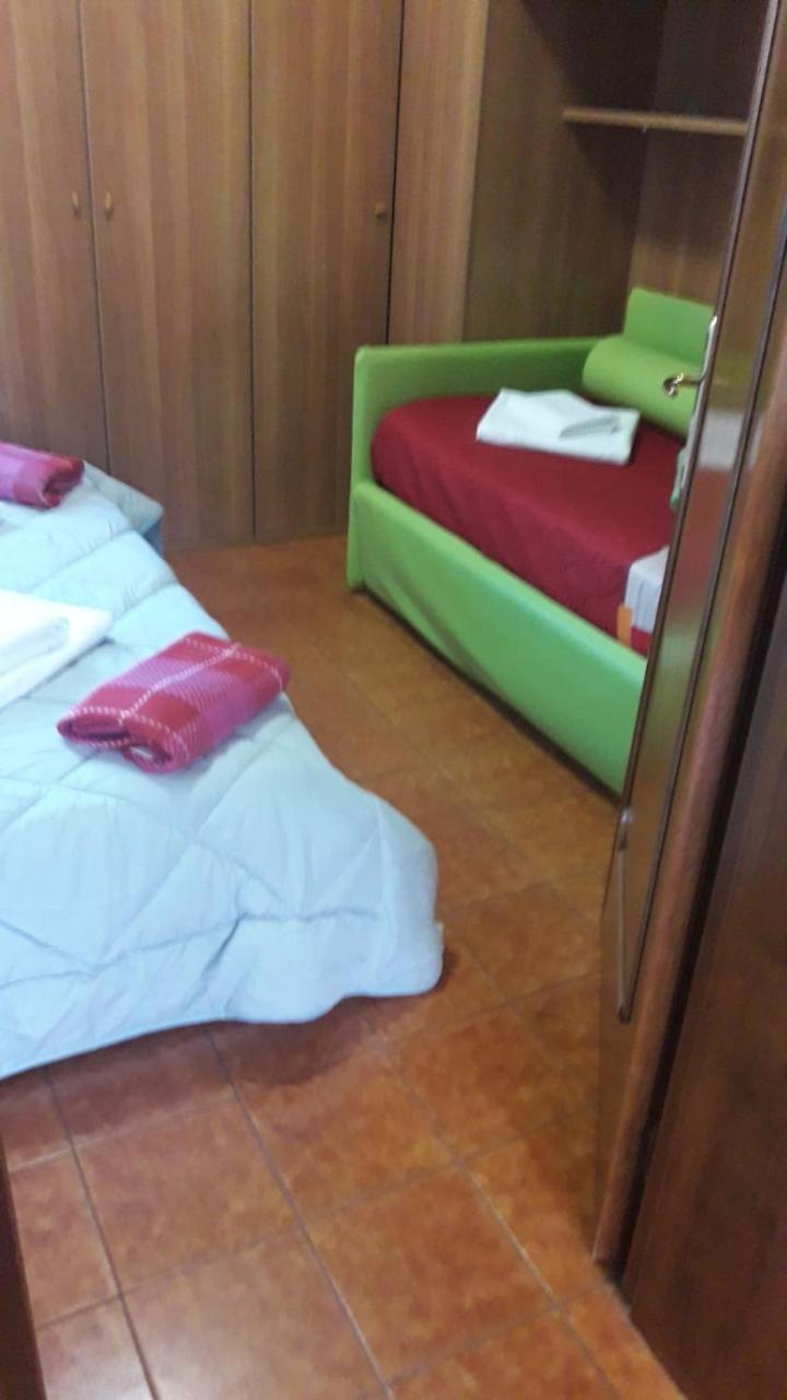 Near Station Santa Lucia Two Bedroom * Venise