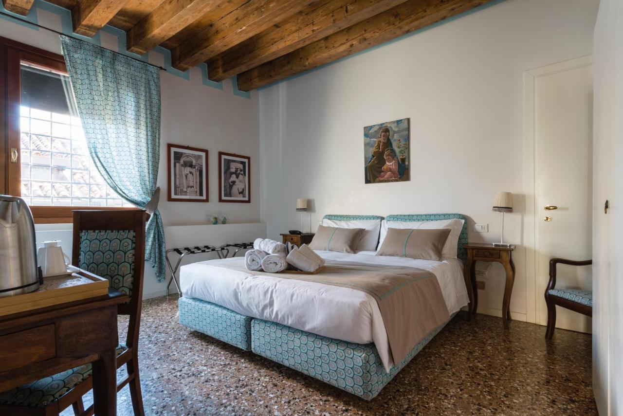 Ai Santi Apostoli Hotel Venedig