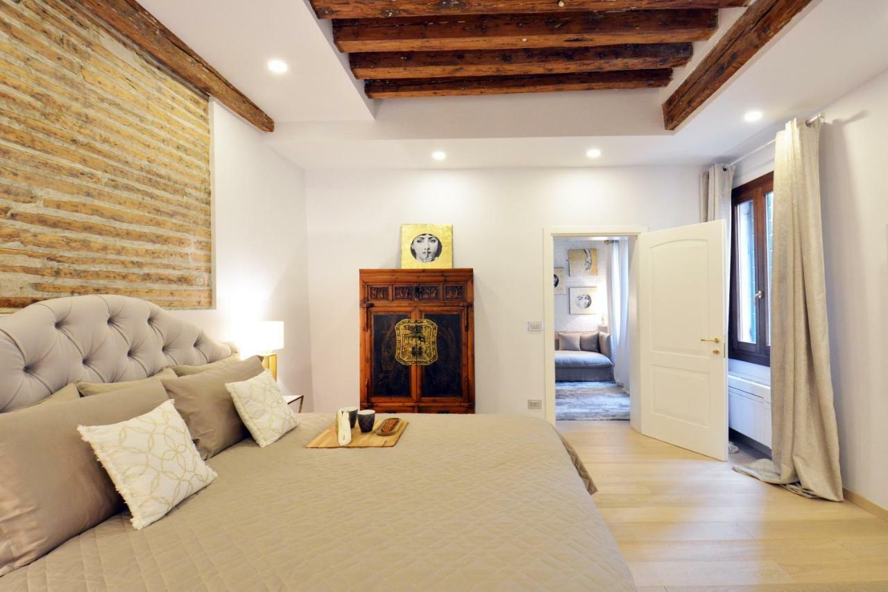 Apartment - Biennale 1 - 2 - 3 *