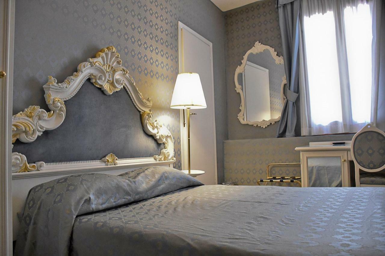 Antica 3*