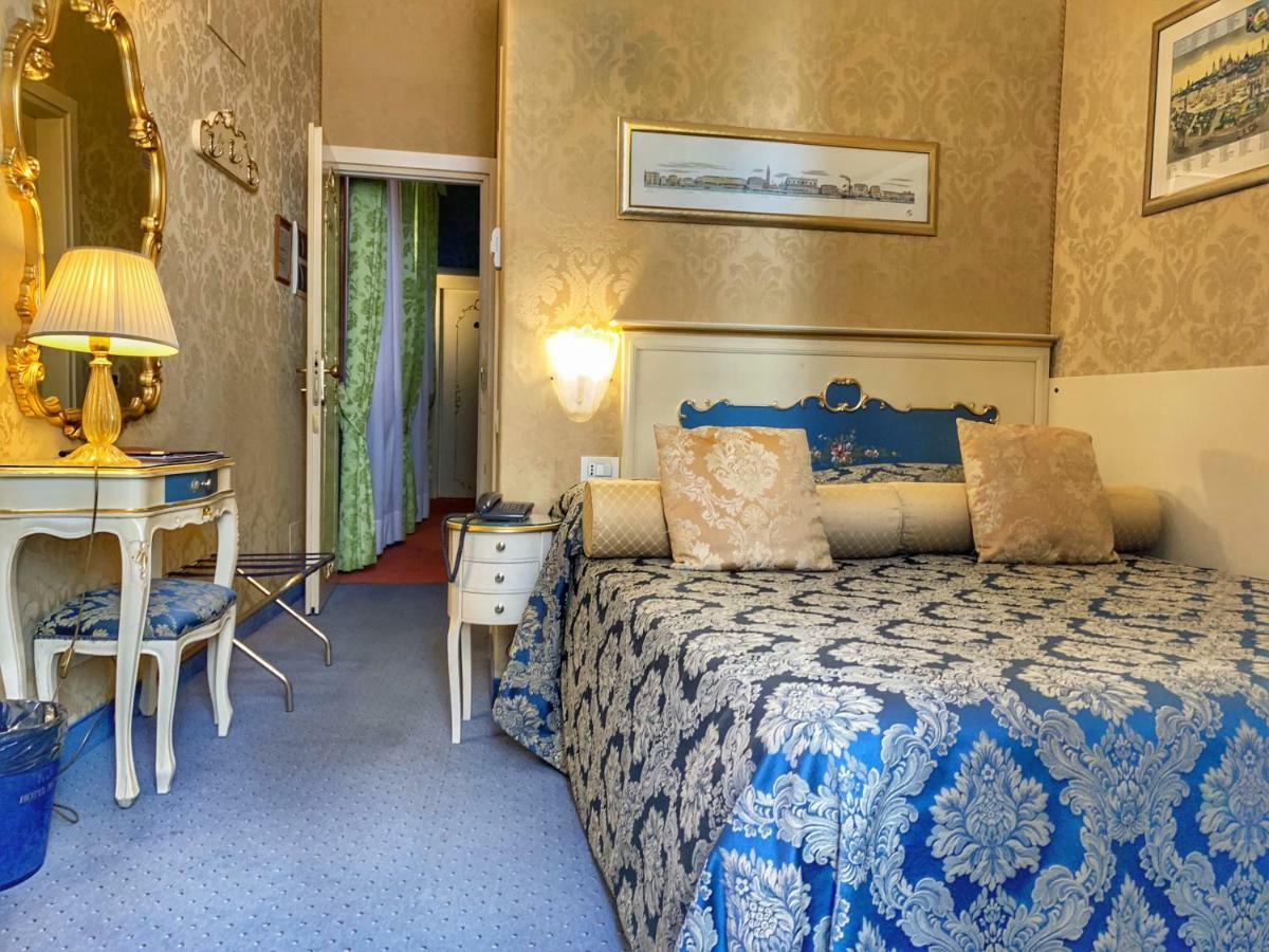 Becher Hotel 3*