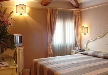 Antica Al Gambero Hotel