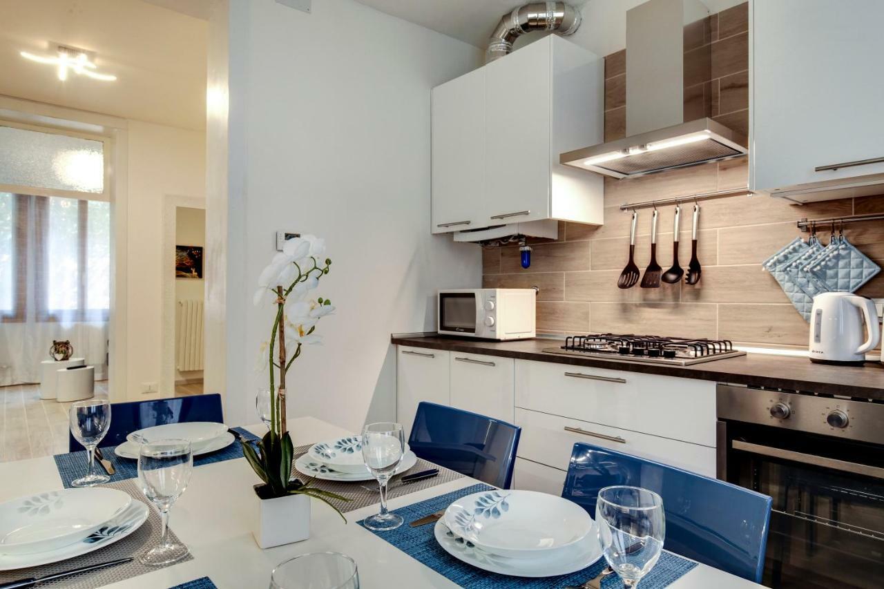 Appartement White Flowers With Canal View By Wonderful Italy *