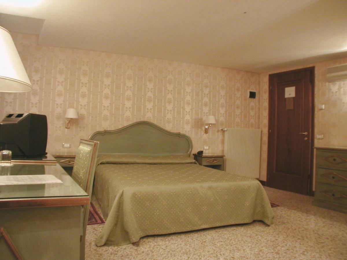 La Corte Bed & Breakfast 3*