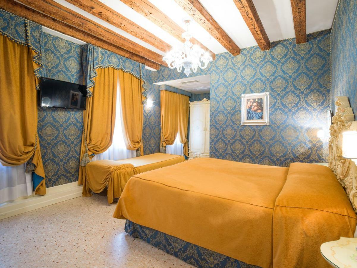 Dimora Marciana Couette-café 3*