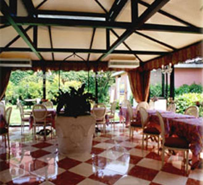 Tre Archi Hotel 3*