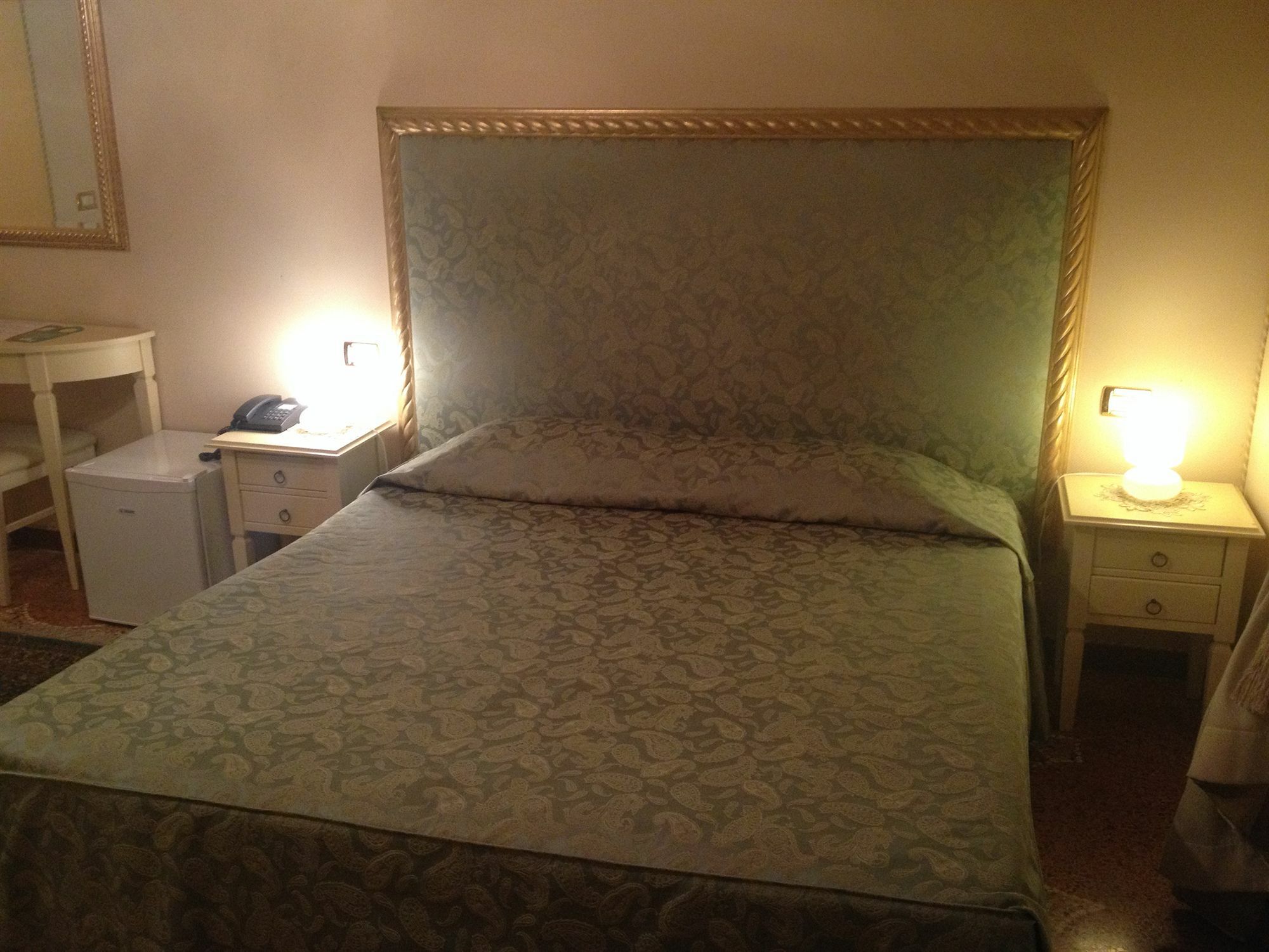 Herion Venise