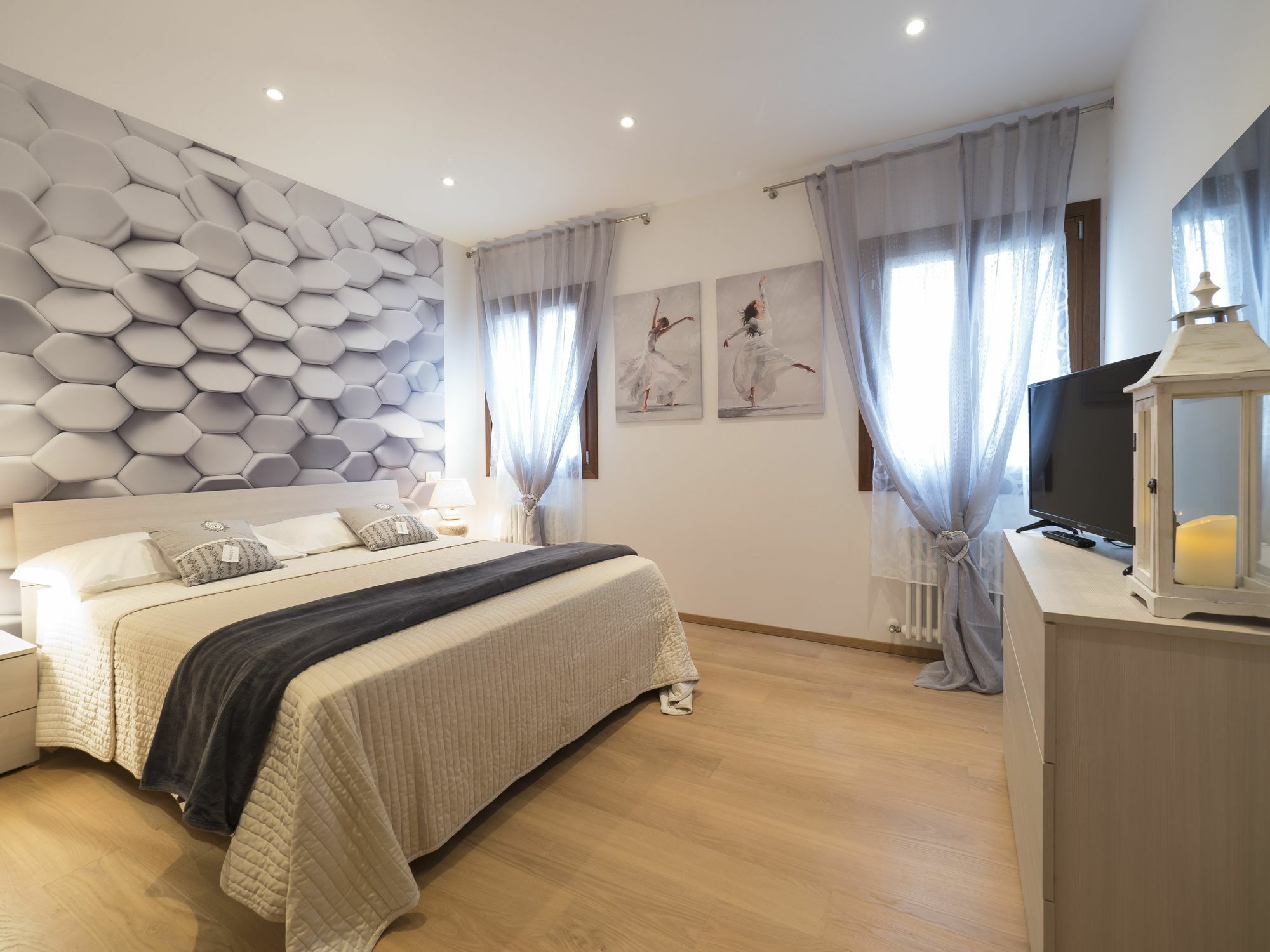 Apartment Maison Chanel Venedig