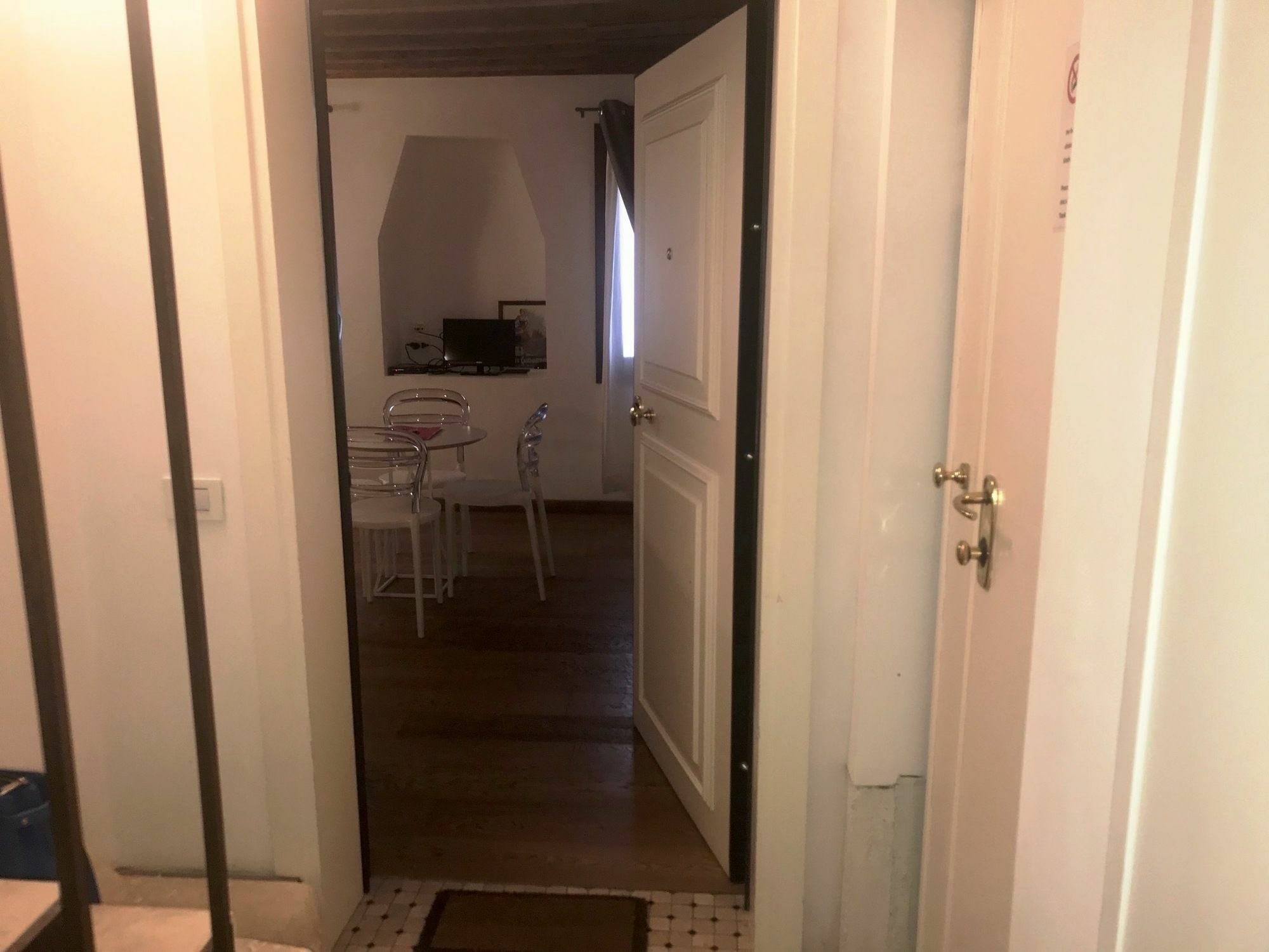 Contemporary In Ff * Venezia