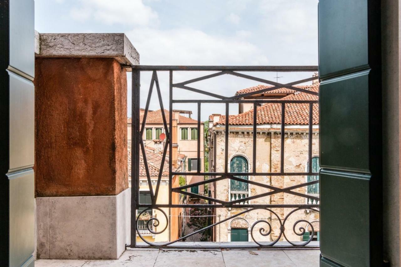 Appartamento Carmini Canal View And Balcony With Lift *