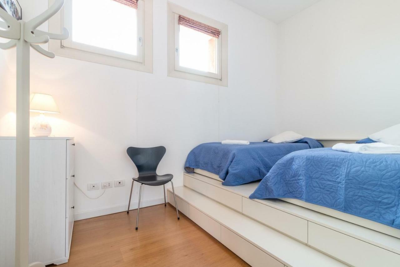 Appartamento Carmini Canal View And Balcony With Lift Venezia