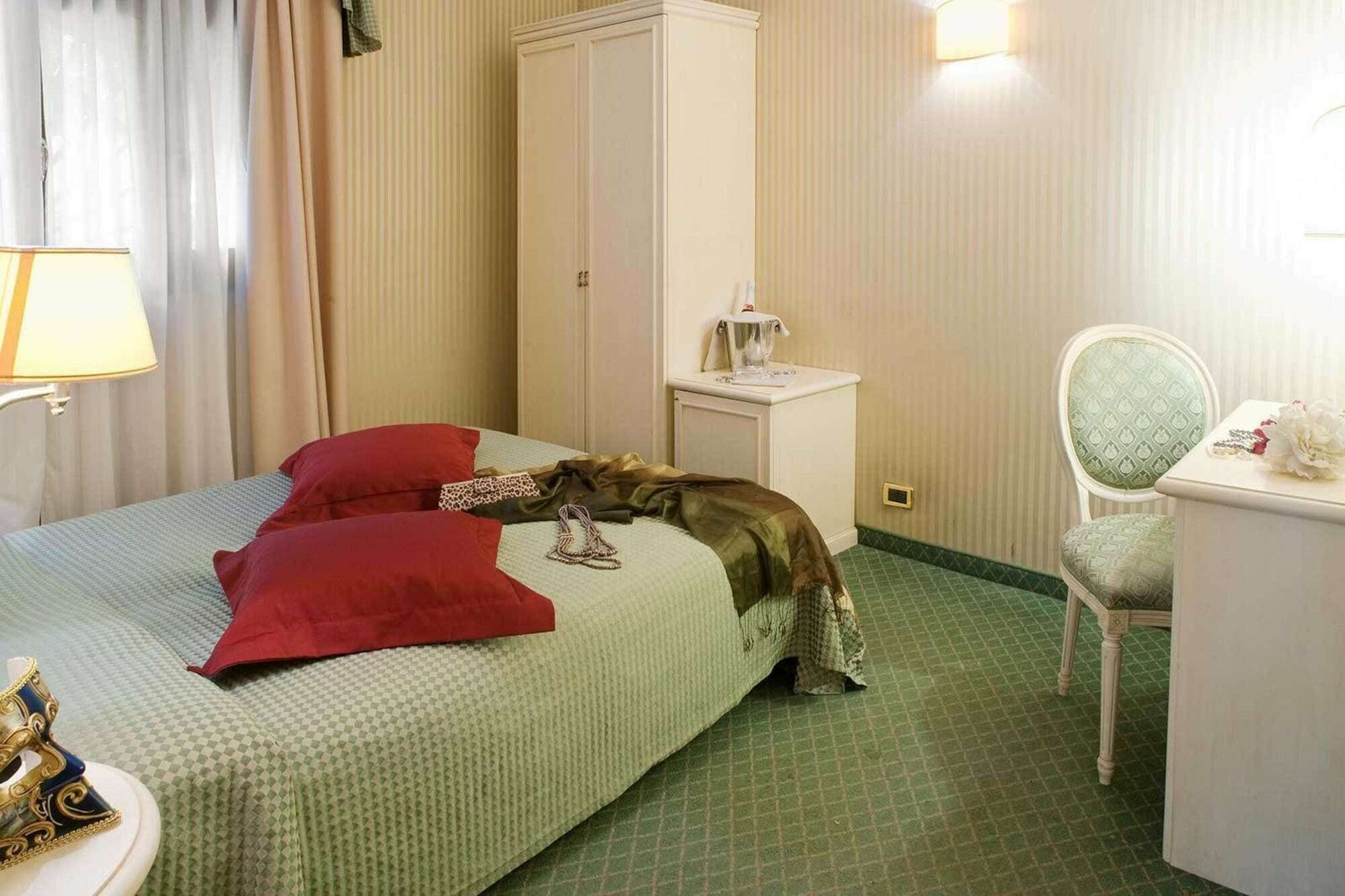 Hs Hotel