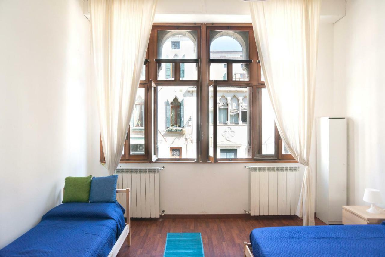 In The House * Venise