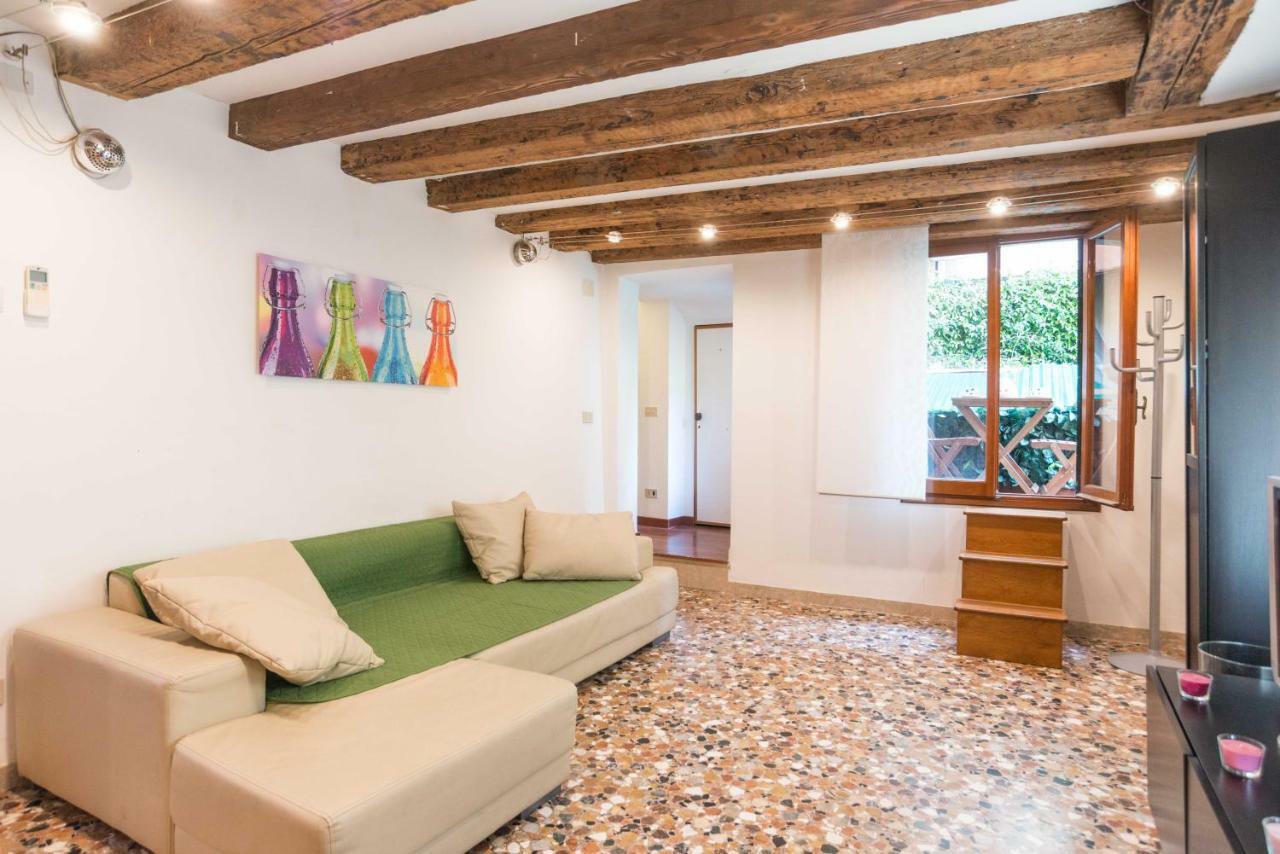 In The House Venise