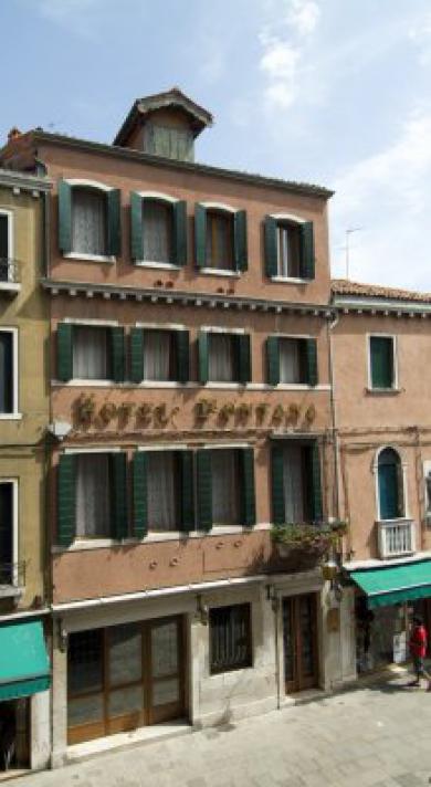 Fontana Hotel