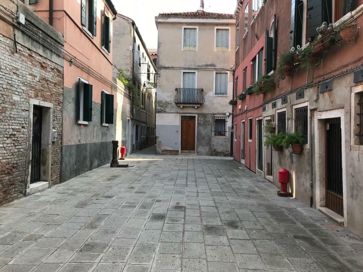 Santi Apostoli Venise