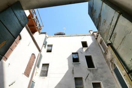 Ca' Correggio *
