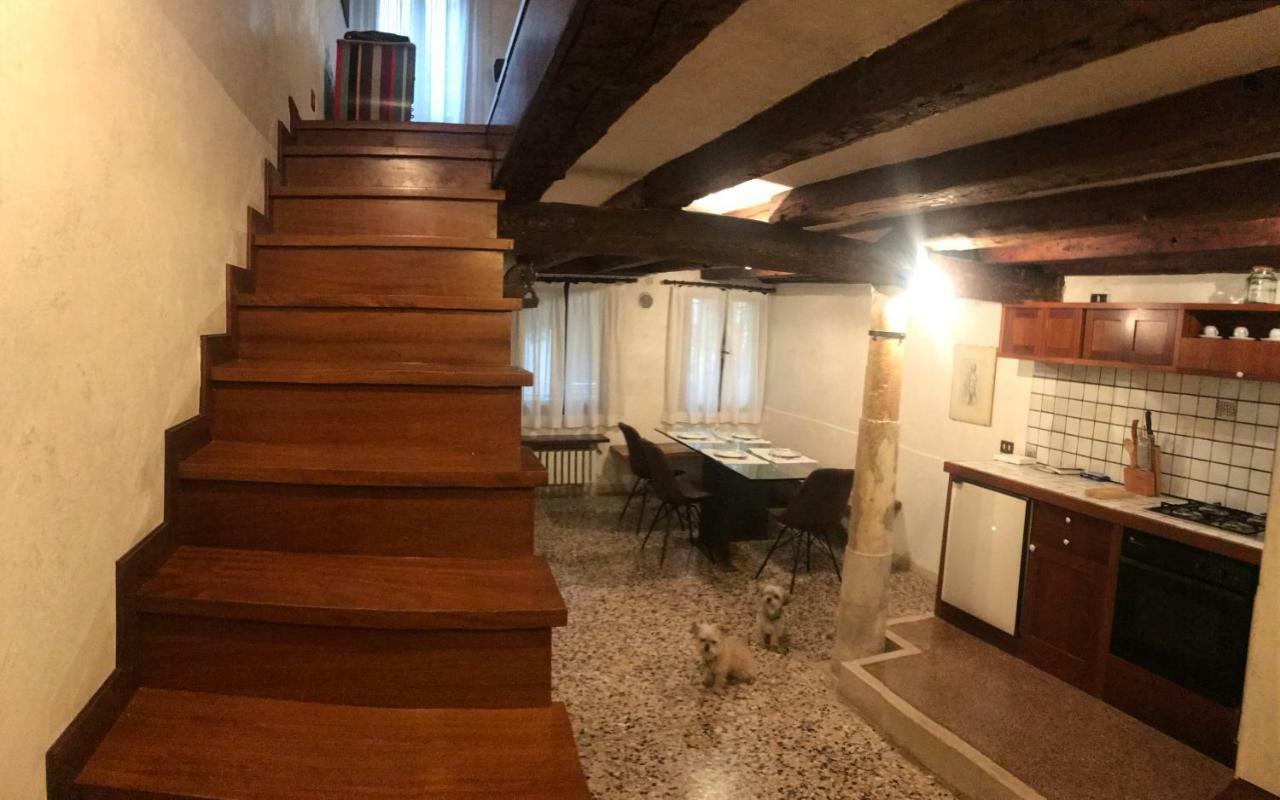 Palazzo Grassi And Accademia Bridge Superb House Venice