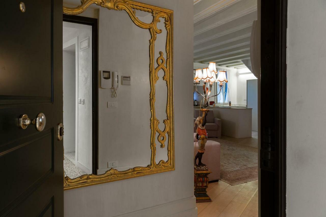 Luxury And Romantic Secret Escape In Venice! * Venezia