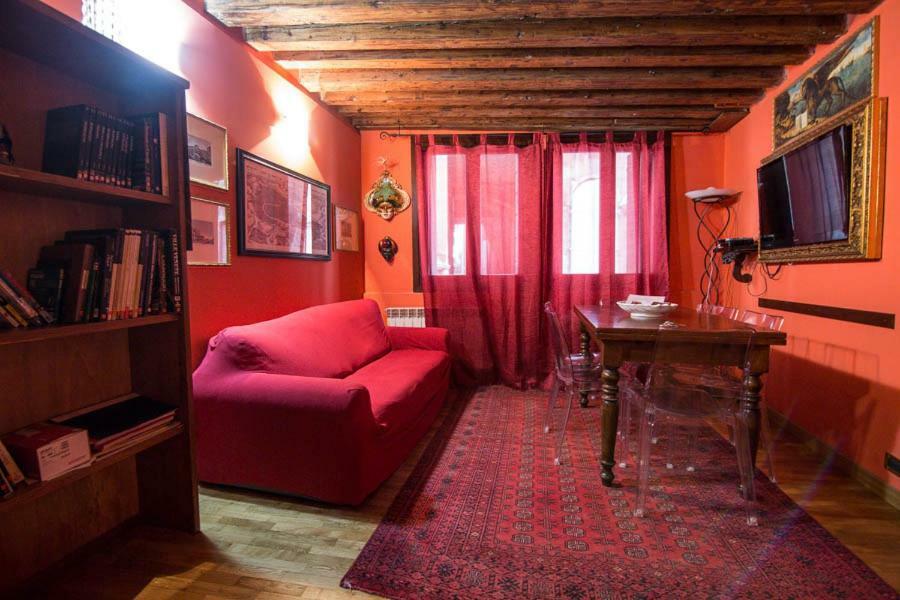 Apartment Between The Channels, In San Marco Venedig