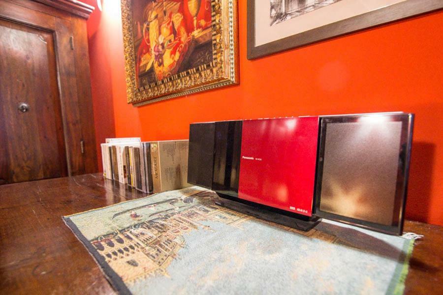 Between The Channels, In San Marco Apartment Venedig