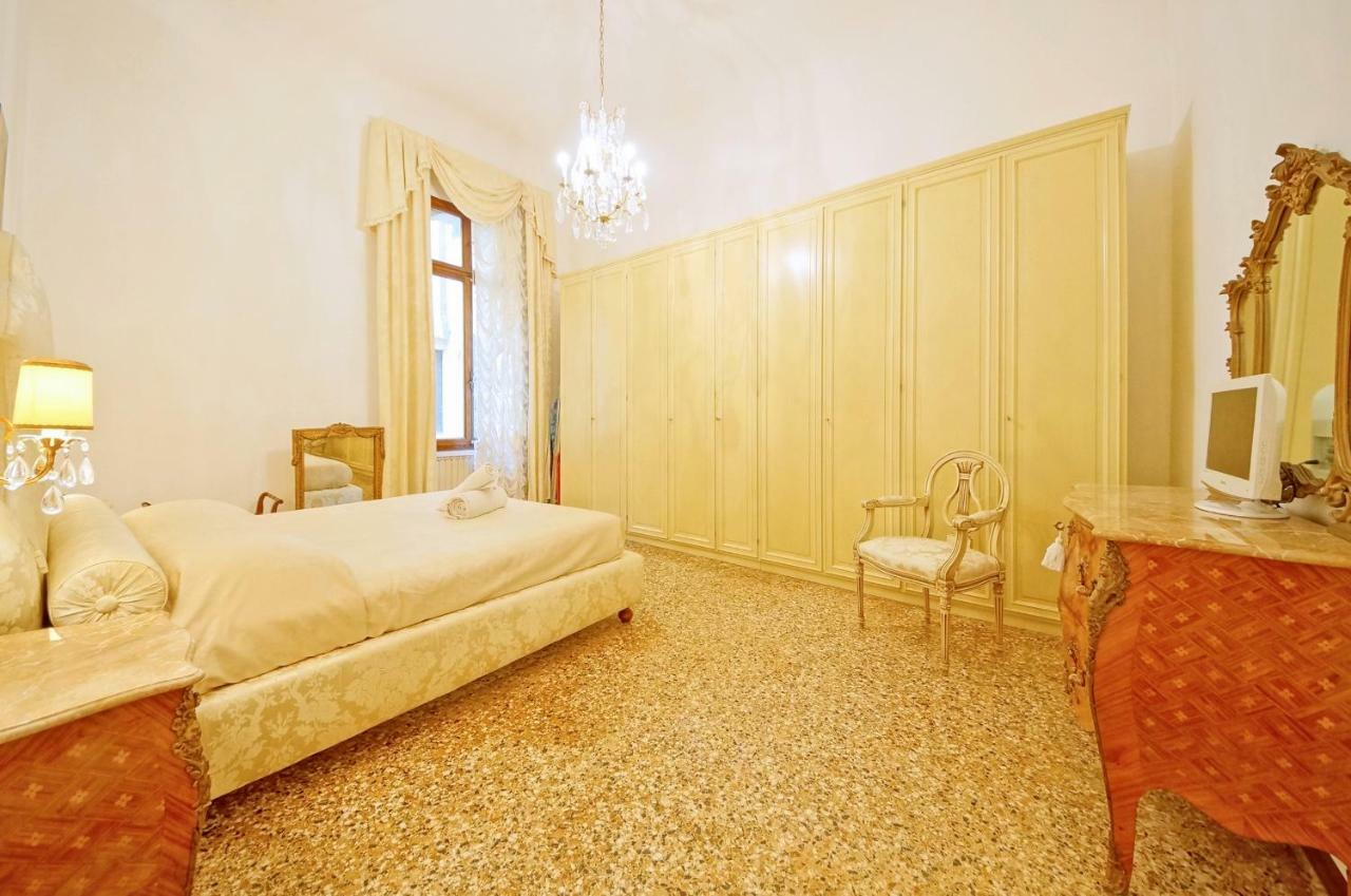 Dolcevita N 287 Venise
