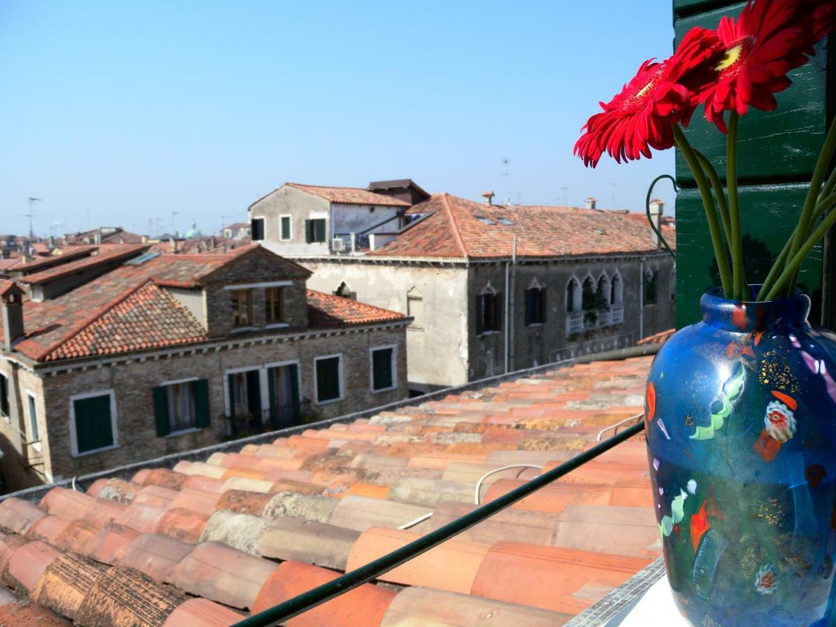 Appartamento Finestra Su *