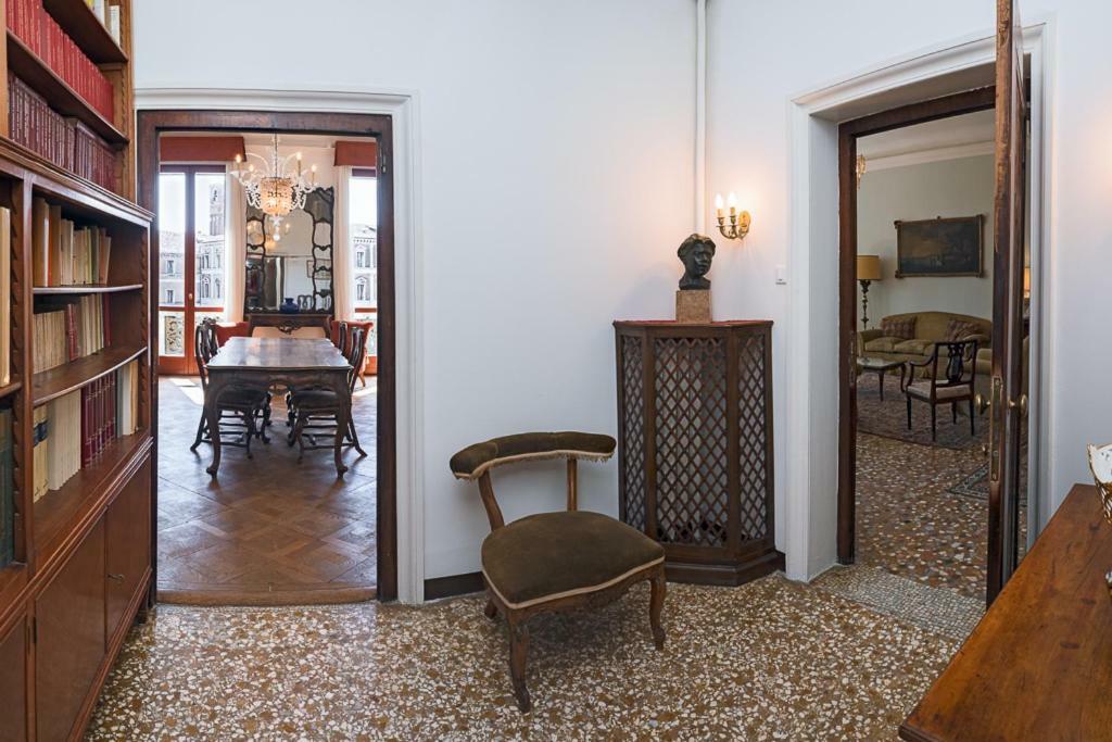 Apartment Casa Cattaneo Grand Canal View Venedig