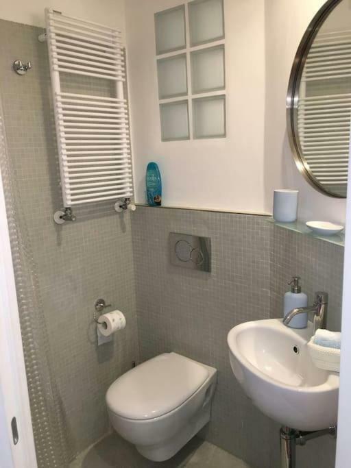 Modern Sunny In Residental Area Appartement Venise