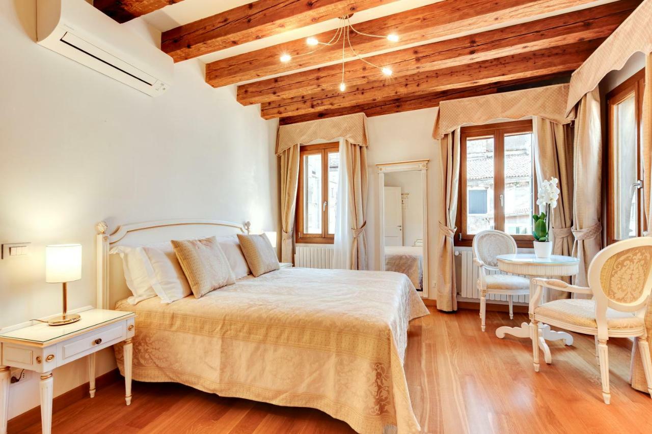 Nikki House * Venise