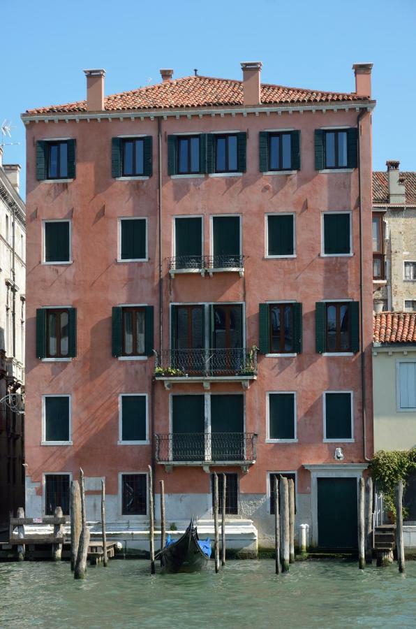 Charming On Grand Canal Venezia