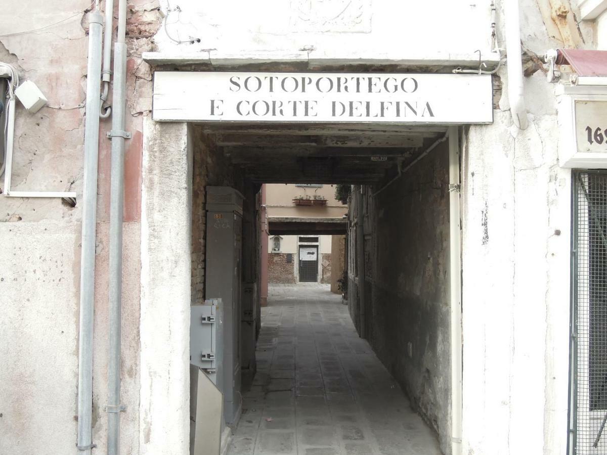 Ca' Delfina Apartment *