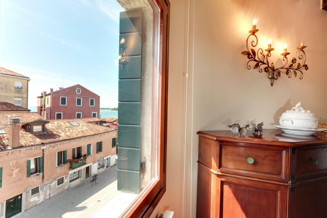 Biennale Terrace Apt * Venice