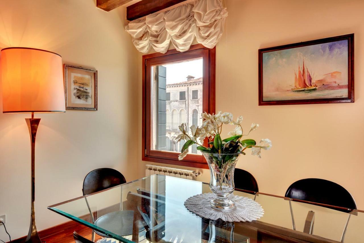 Biennale Terrace Apt *